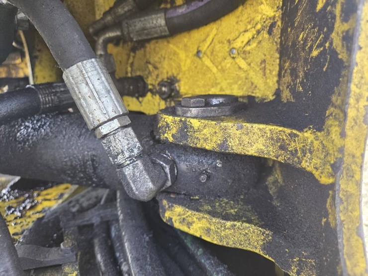 2010-john-deere-2010-image-17
