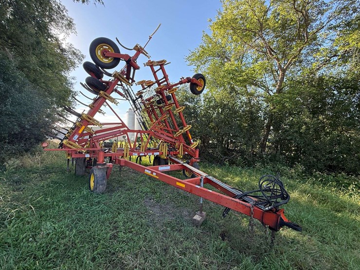 bourgault-8810-image-19