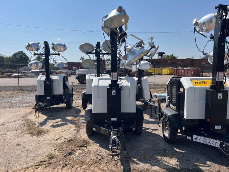 2019-allmand-night-life-v-series-light-plant-image-2