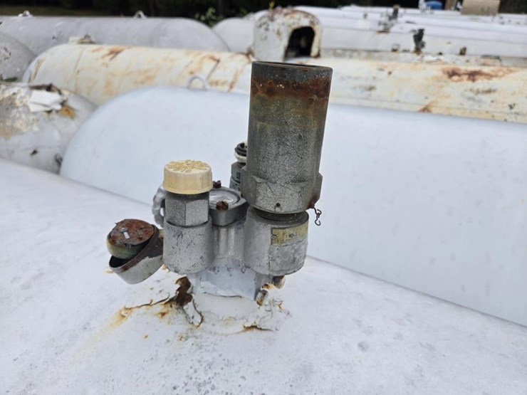 #2845-•-500-gallon-lp-tank-image-2
