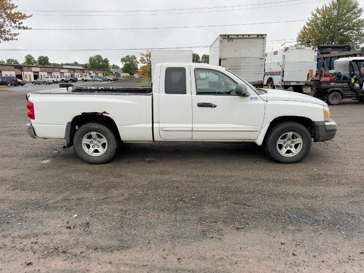2005-dodge-dakota-slt-image-6