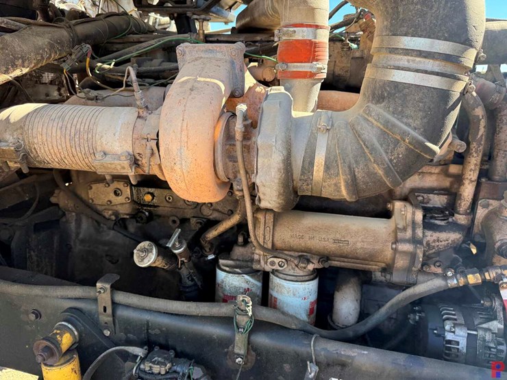 2001-kenworth-t800-image-6