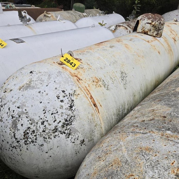 #2843 • Beaird 1000 Gallon LP Tank