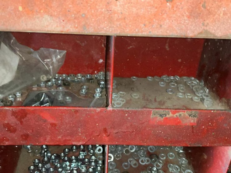 #120-•-coarse-thread-bolts-rack-and-contents-image-4