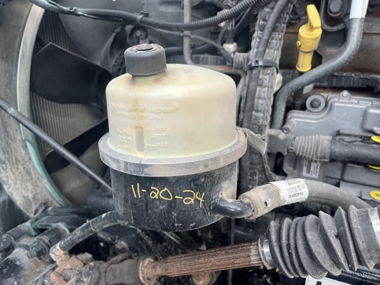 2020-kenworth-t680-image-27