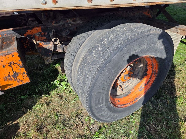 ford-l9000-image-9