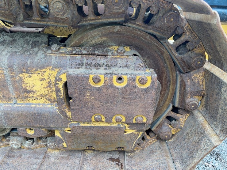 2016-caterpillar-d6k2-xl-image-16