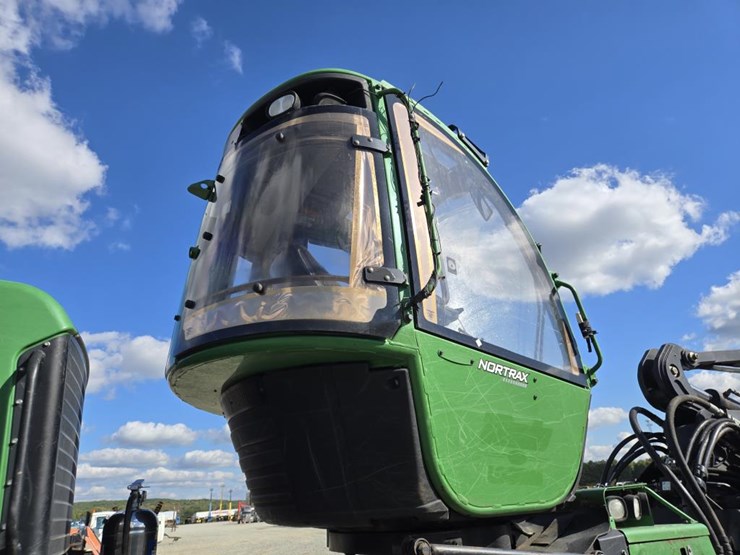 2010-john-deere-2010-image-63