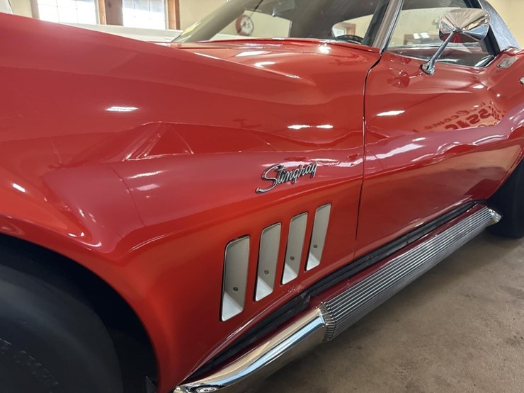 #1390-•-1969-chevrolet-corvette-stingray-car-image-21
