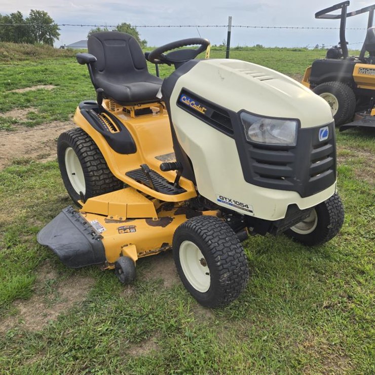 CUB CADET GTX1054