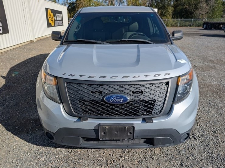 2014-ford-explorer-image-8