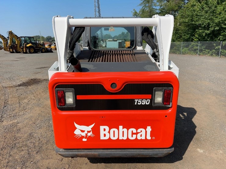2019-bobcat-t590-image-4