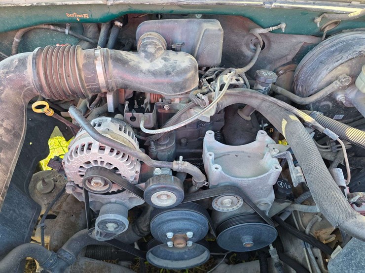 2005-chevrolet-1500-image-21