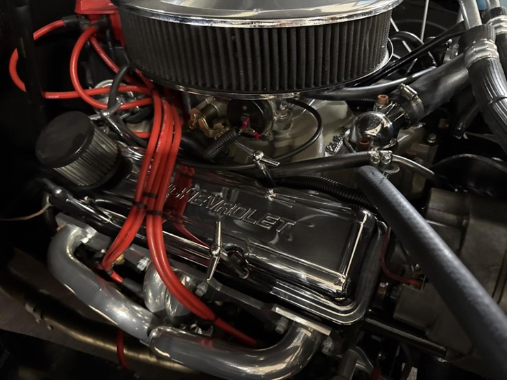 1985-chevrolet-c10-image-29