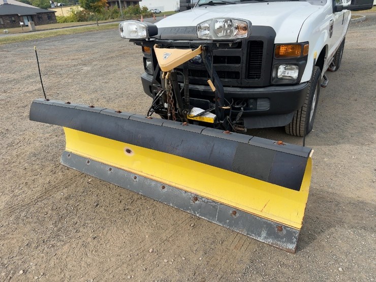 2009-ford-f250-xl-image-9