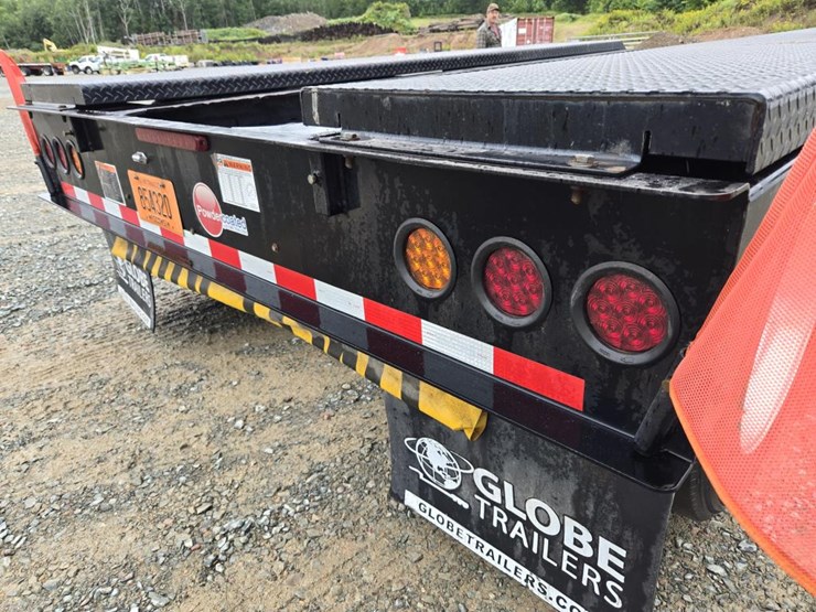 2024-globe-lowboy-image-55