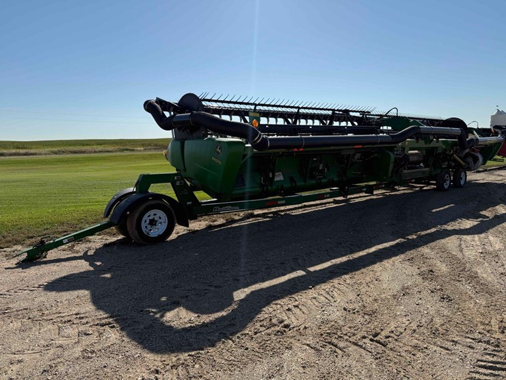 john-deere-flex-draper-header-image-17