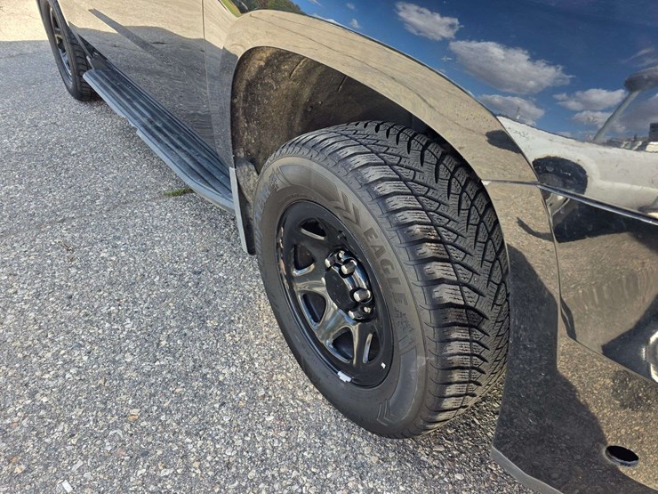 2019-chevrolet-tahoe-image-48