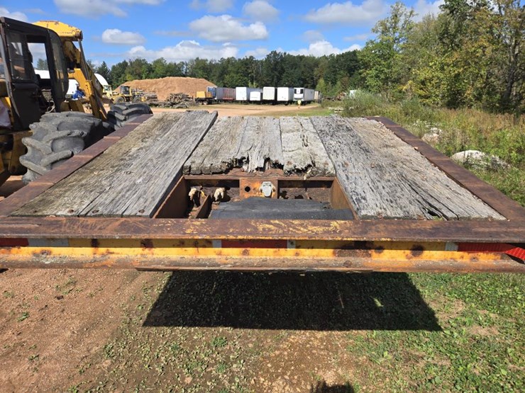 #1767-•-43’-lowboy-semi-trailer-image-5