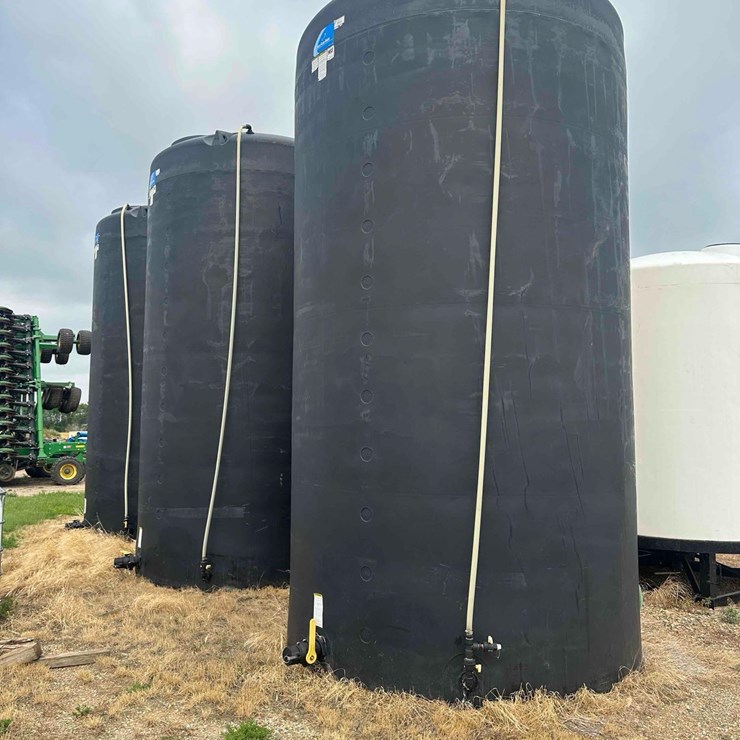 Poly Tank