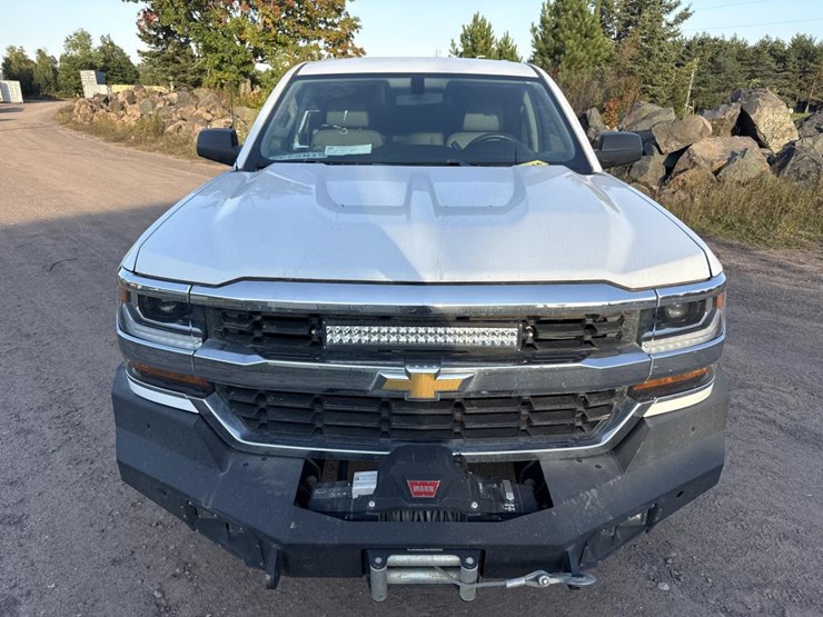 2019-chevrolet-1500-image-8