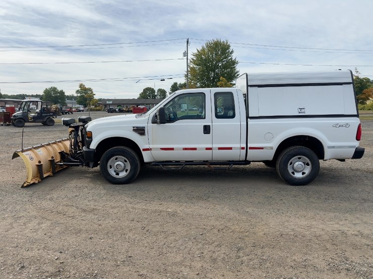 2009-ford-f250-xl-image-2
