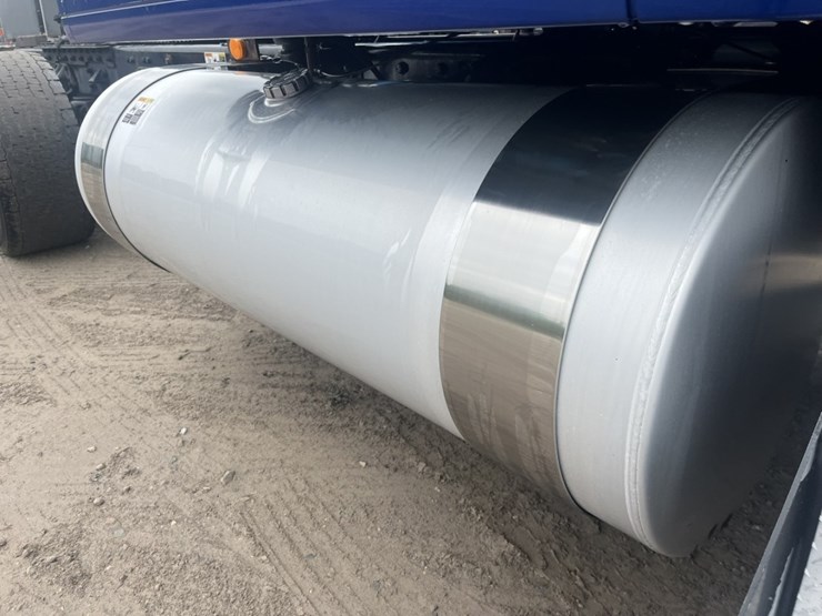 2020-kenworth-t680-image-66