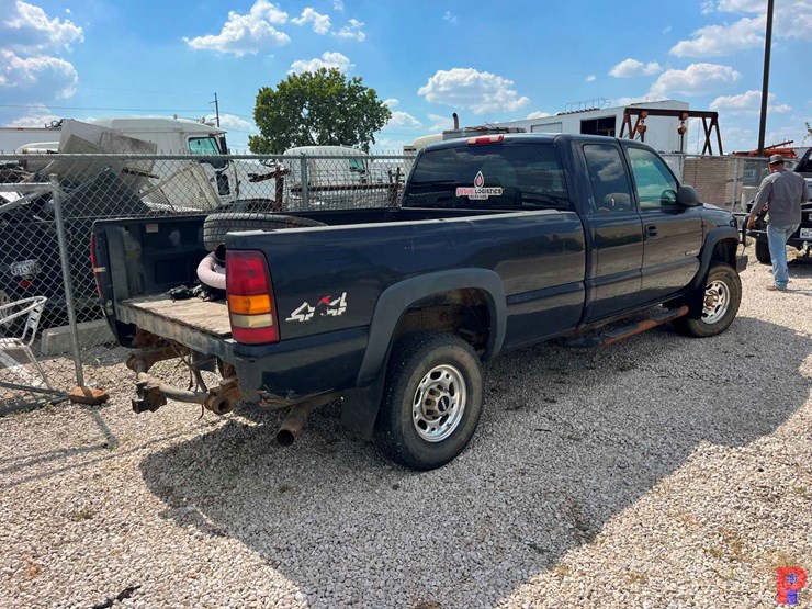 2005-gmc-sierra-3500-image-4
