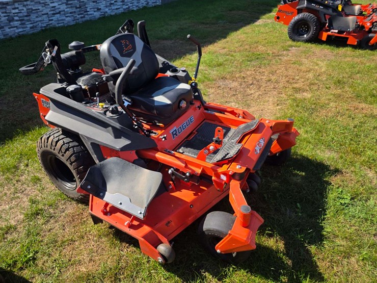 2021-badboy-rogue-72”-zero-turn-lawn-mower,-37hp-vanguard-engine,-190-hours,-dual-fuel-tanks,-fresh-image-4