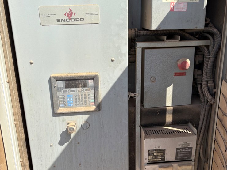 stamford-100kw-3-phase-ac-generator-p/b:-8-cylinder-natural-gas-engine-image-8