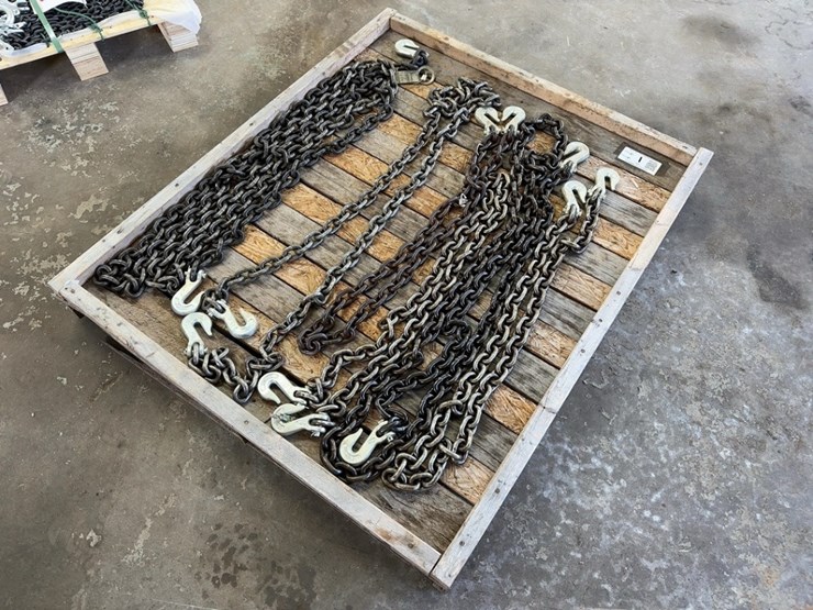 quantity-of-3/8"-chains-with-hooks-image-4