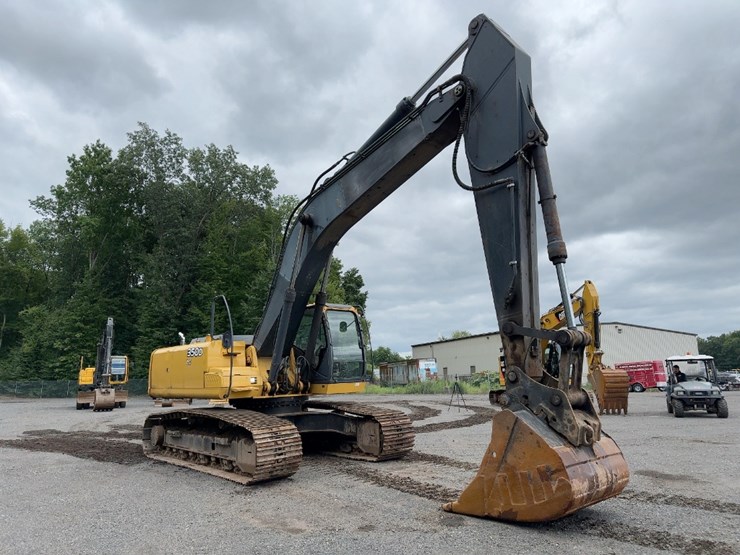 2006-deere-350d-lc-image-7