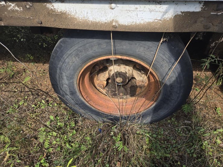 #1760-•-43’-dry-van-work-van-image-26