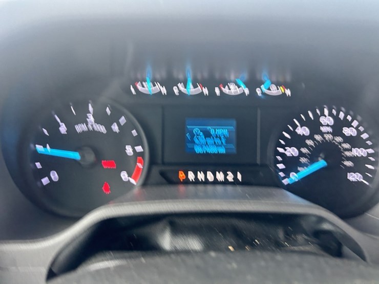 2021-ford-e450-image-44