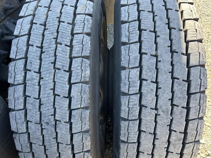 2019-peterbilt-579-image-76