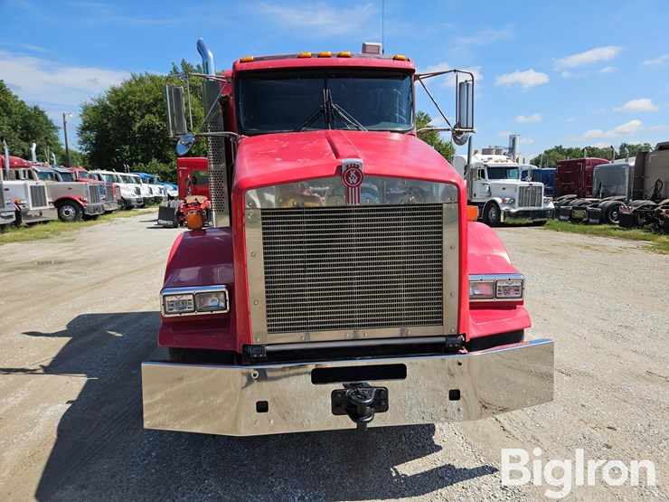 2012-kenworth-t800-image-2