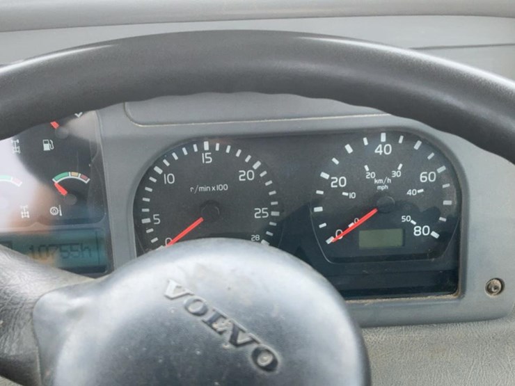 2006-volvo-a25d-image-48