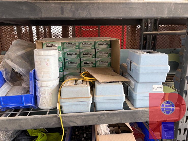 6’-x-2’-x-6’-shelving-unit-w/-lab-equipment-image-3