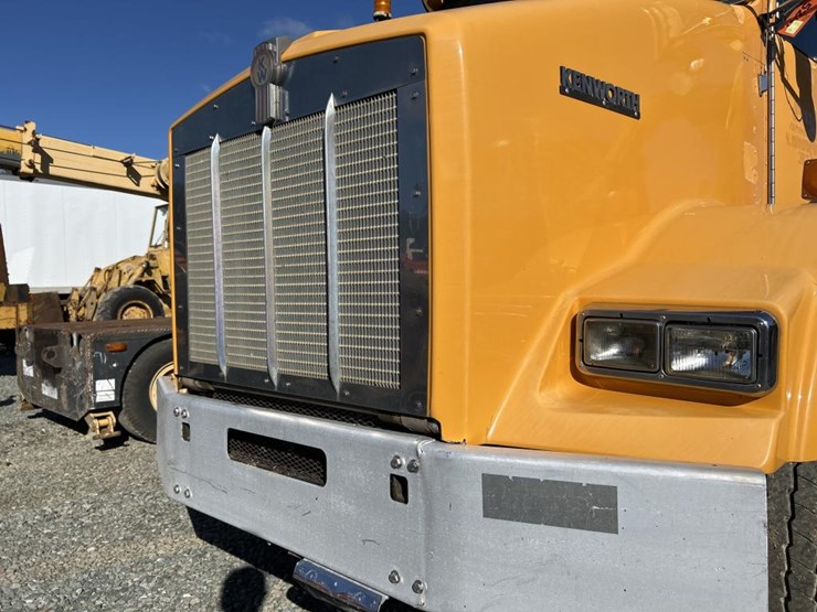 2000-kenworth-t800-image-13