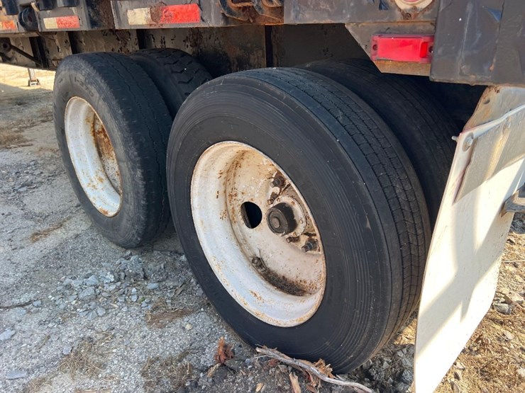 96"-x-53'-flatbed-trailer-image-10