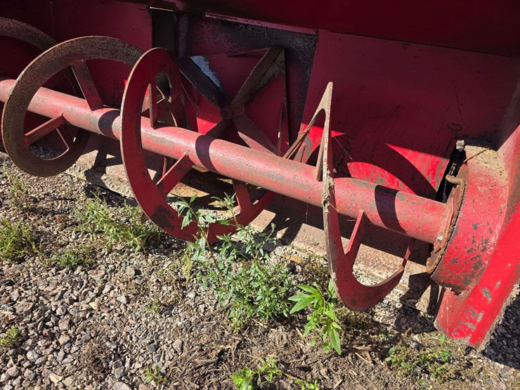 7’-snowblower,-3pt,-john-deere-cylinder-on-rotating-spout,-single-auger,-540-pto-*seller-is-going-so-image-7