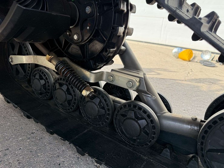2010-can-am-outlander-650-xtp,-888-miles,-4wd,-with-camoplast-tracks-and-factory-tires-and-68”-can-a-image-22