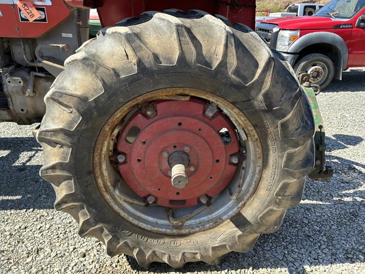massey-ferguson-1100-image-51