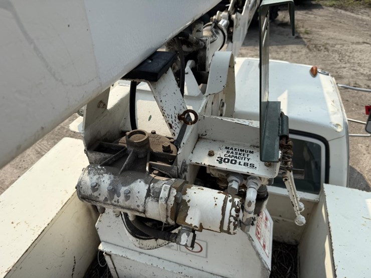 1975-ford-f350-image-43