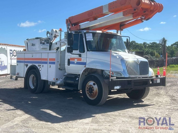 2006-international-durastar-4300-image-3