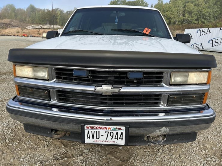 1997-chevrolet-tahoe-image-8