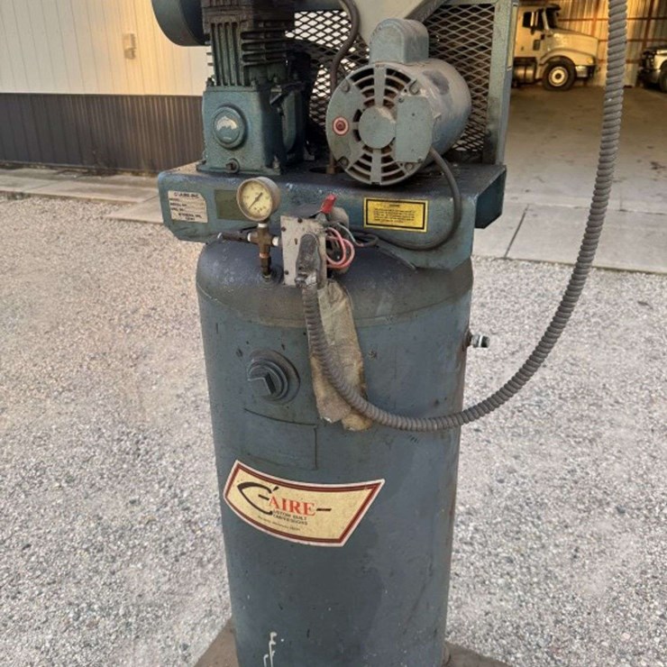 Upright Air Compressor, 240V, worked when removed but likely needs a new pressure switch