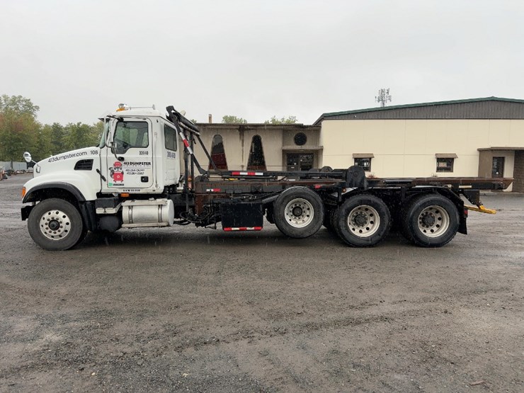 2003-mack-granite-cv713-image-2