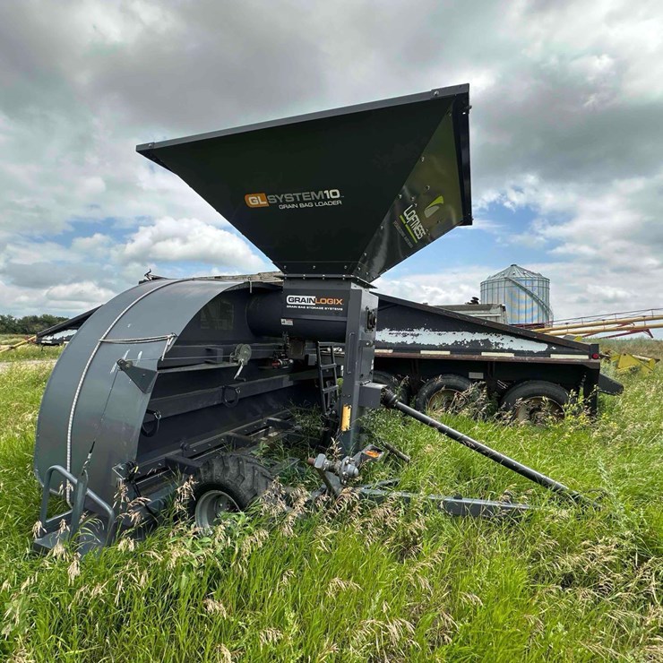 Loftness Grain Bagger