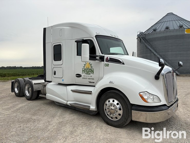 2021-kenworth-t680-image-3